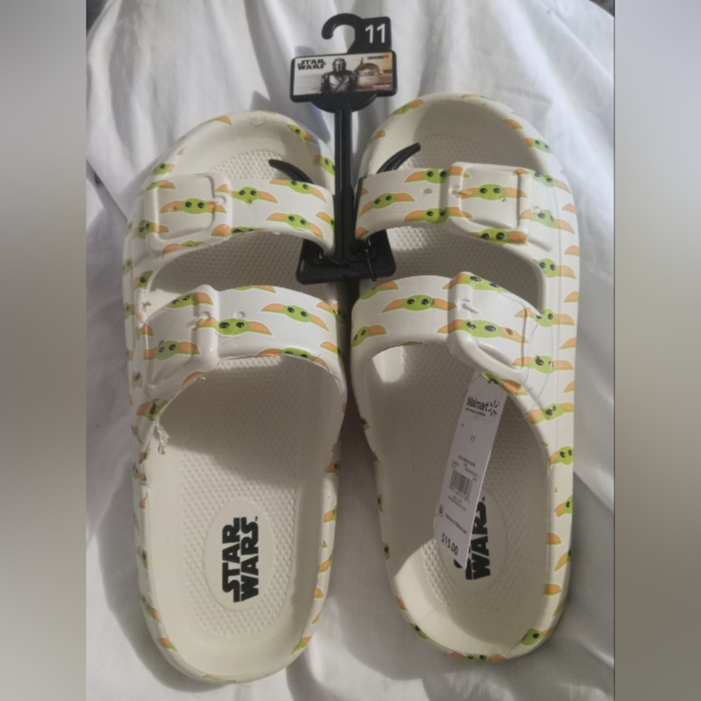 NWT GroundUp Brand Star Wars Grogu/Baby Yoda Foam Slide Sandals Woman's Size 11